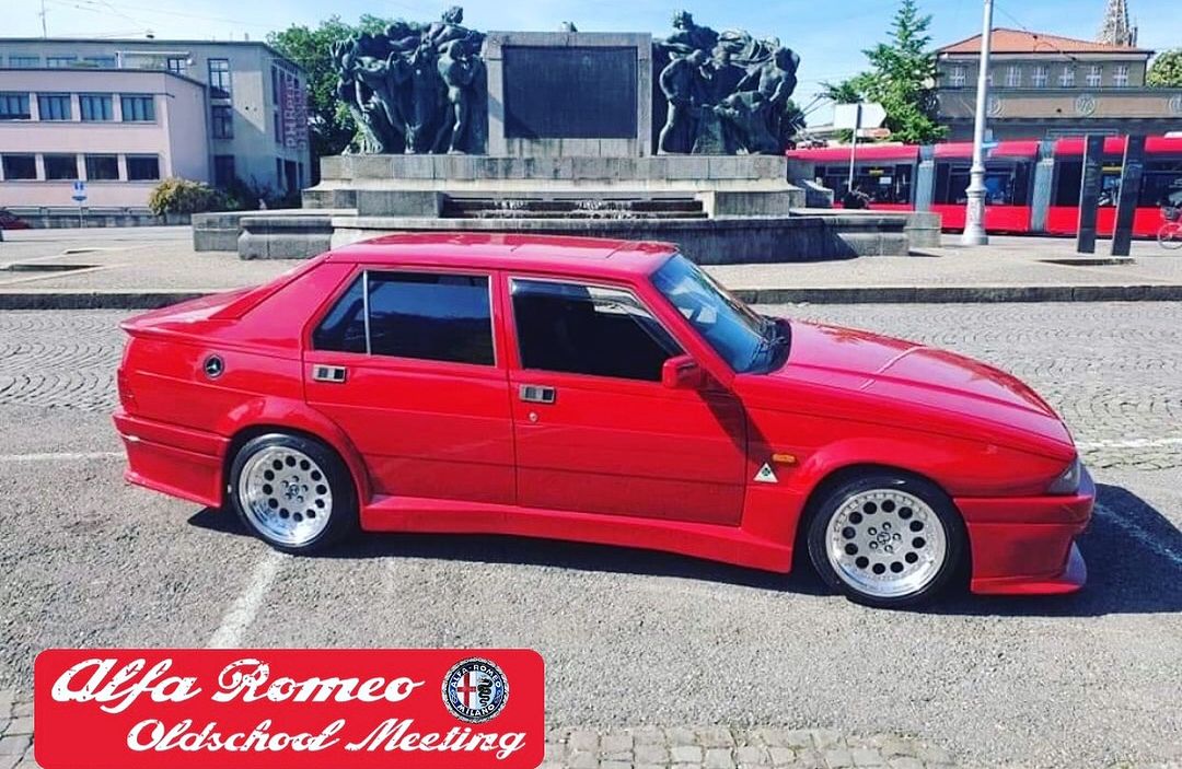 #TurboTuesday 💨💥
#AlfaRomeo 75 Turbo Evo ❤️‍🔥