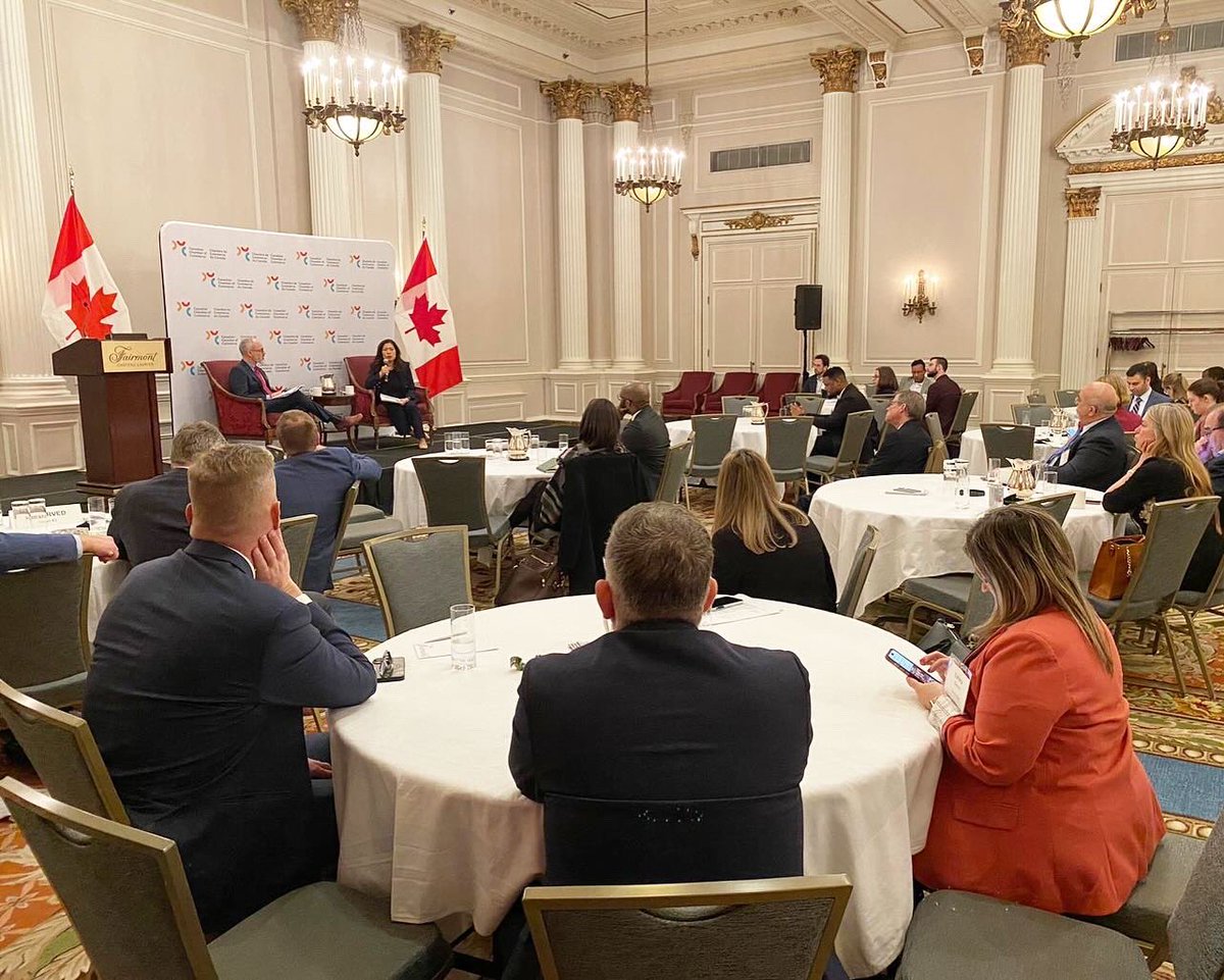Les fabricants canadiens sont au cœur de l’économie canadienne et de notre principale relation commerciale avec les États-Unis. Nous avons été ravis de parler de notre stratégie #TeamCanadaUSA lors de l’événement @CdnChamberofCom.