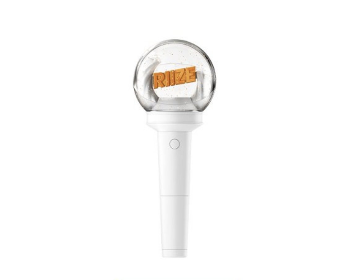 พรีออเดอร์ แท่งไฟ RIIZE OFFICIAL FANLIGHT
เก็บรอบเดียว รวมเคลีย์ภาษี

✈️  1,550฿ (10-14 วัน) 
ปรับราคาลง 🔥 ทันคอน 🔥 
พรี 👉 bit.ly/4dnA9Mv
กดรอบออนไลน์ เว็บเริ่มส่ง 19 มิ.ย.  

⭐ มัดจำ 800 บาท
⭐ ค่าส่ง 60 ชิ้นต่อไป +20

#ตลาดนัดriize #ตลาดนัดน้องข้าว #แท่งไฟRIIZE