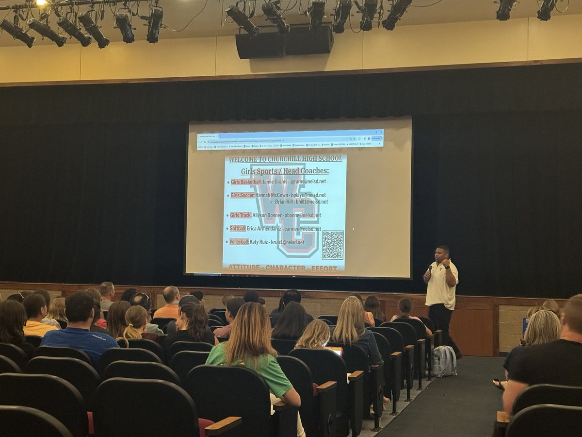 Such a wonderful evening tonight at IKE as @CoachNateShaw spoke to future Chargers in grades 3rd-5th about summer camps & all that Churchill offered! @RootEdSA @churchillpta @IKECoachRapp @RxDausin @PrincipalJaguar