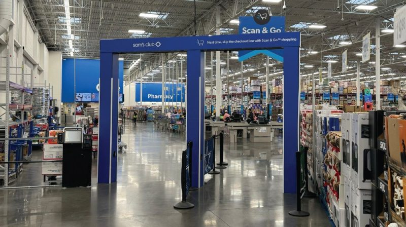 myfox8's tweet photo. Sam's Club now using AI to check receipts at more than 120 stores. Here's how it works https://t.co/XAyWVUAowG https://t.co/Brcw0uiZuS