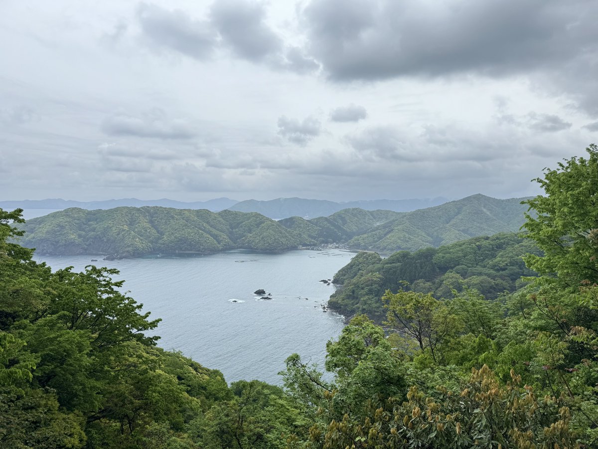 PC8 334km エンゼルライン駐車場
絶景！
真っ白な絶景もちょっと見飽きてきたな…