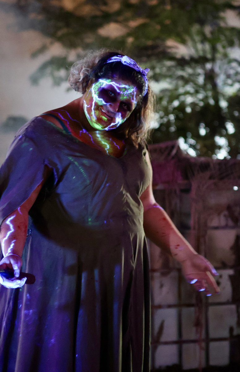 KDFanatics75's tweet photo. Sweet dreams on this Halfway to Halloween night.
#Haunt #Uprising #SiteX #CleaverBrothers #KingsDominion #KDFanatics #KingsDominionFanatics #SweetDream #TerribleNightmares #HalfwayToHalloween https://t.co/h6OXeZedZL