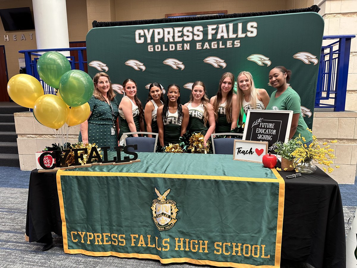 Cy Falls Cheer tweet media