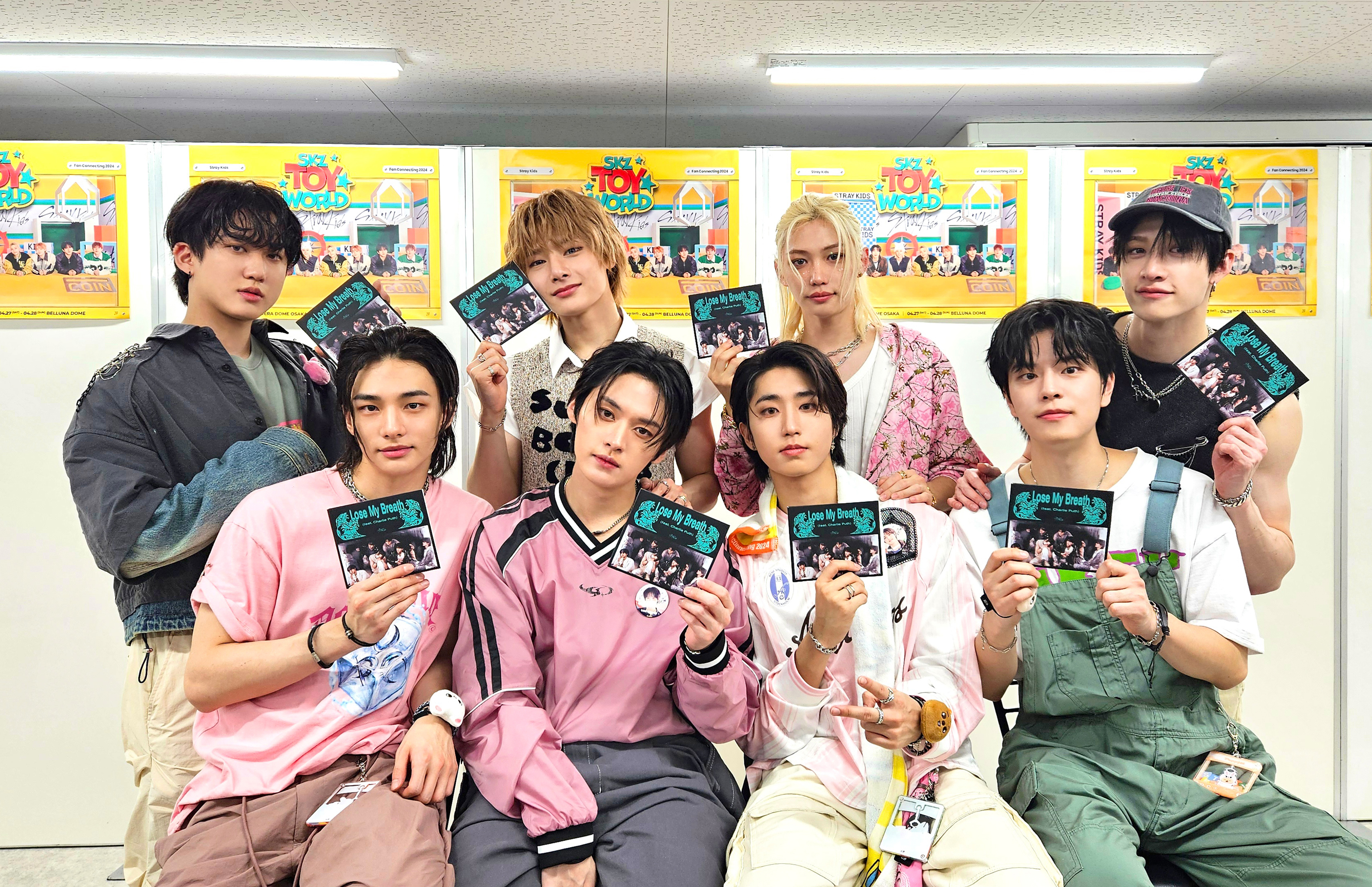 Stray Kids on X: 