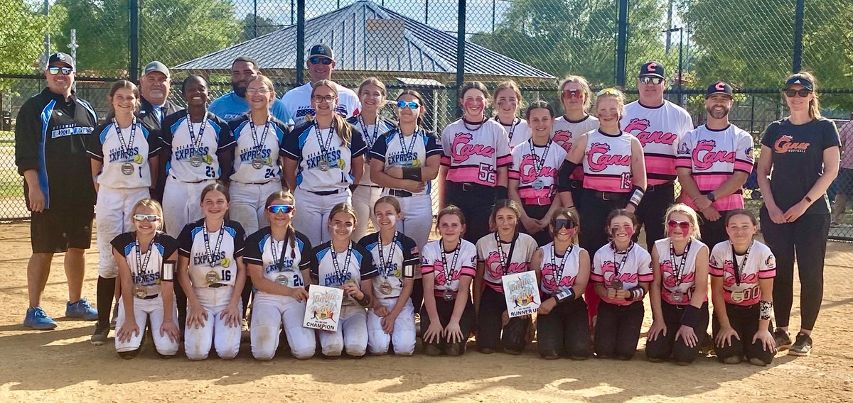 Riwindish2029's tweet photo. My team and I brought home the chip 🥇last weekend at the USA Battle At The Beach tourney in VA Beach. 
I batted .333 on the weekend. 
Pitched in 5 / 7 games, 16 innings with 31 SO, 8 hits, and no walks.
I can’t wait to see what else my team can do this season! https://t.co/fF3zUTuVv1
