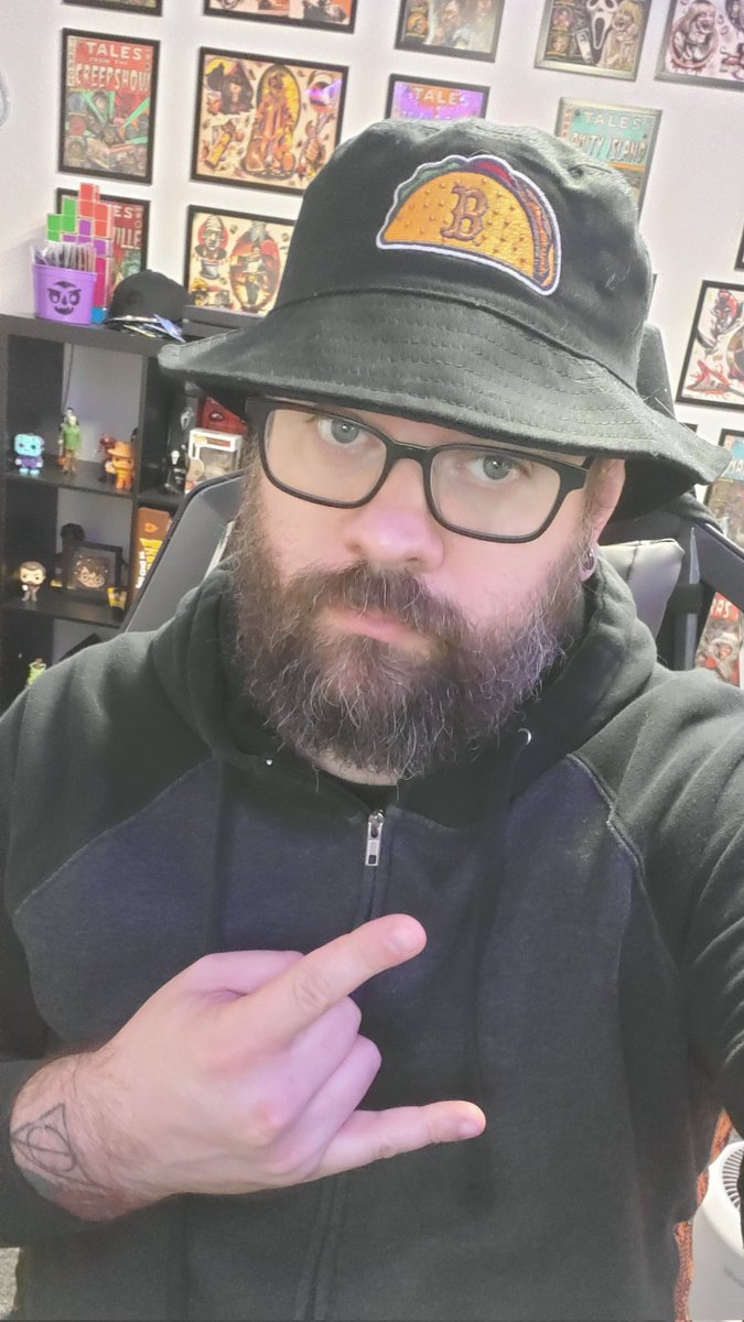 Taco Tuesday Looking for Smooches in <a href="/sucker4lovegame/">Sucker for Love: Date to Die For</a> 

twitch.tv/erraticagent34