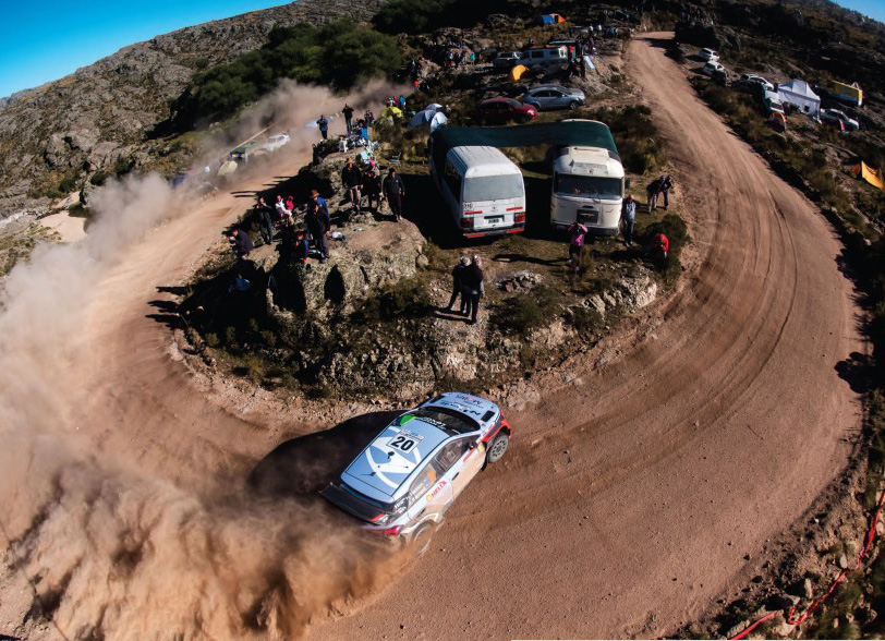 Hayden Paddon-John Kennard y su Hyundai NG i20 ganadores del Rally de Argentina 2016, por ahi algun cordobes reconoce la curva... #rally #Argentina #cordoba