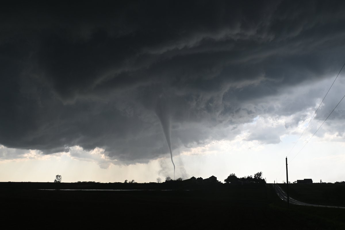 Here's another shot of the Centralia, Kansas #tornado that @MatthewCappucci captured earlier on: