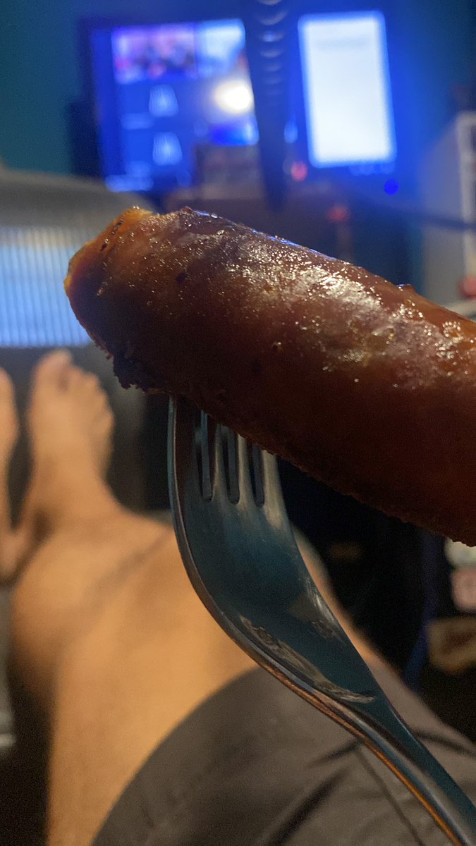 i have a sausage on a fork like a french king in this meeting.