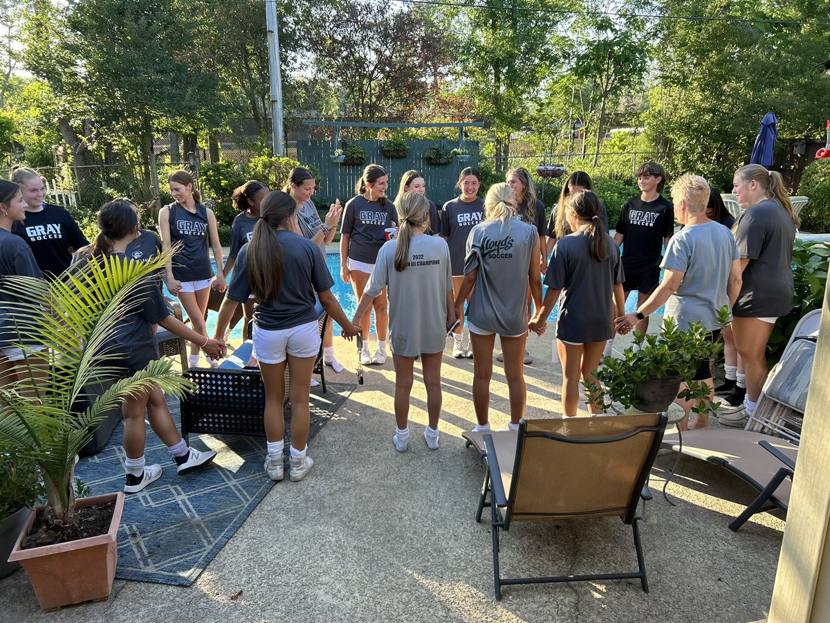 Congratulations to the 🦅⚽️ Girls on their 1-0 playoff win over Newberry #WarEagle