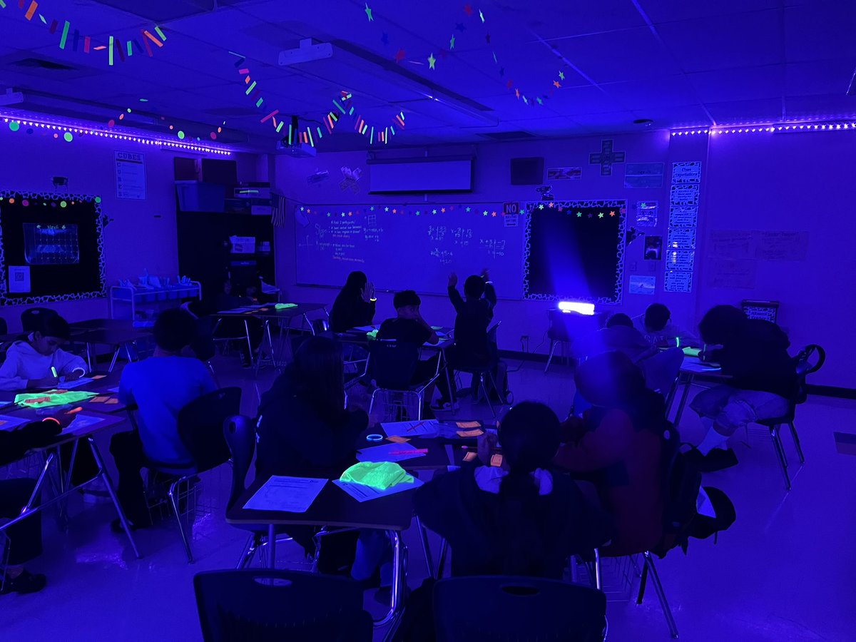 cassandra castillo (@cassandracast07) on Twitter photo Another Glow Review!! It was so fun!! Good luck tomorrow to the BEST students!! <a href="/NISDJones/">Jones Middle School</a> Another Glow Review!! It was so fun!! Good luck tomorrow to the BEST students!! <a href="/NISDJones/">Jones Middle School</a>