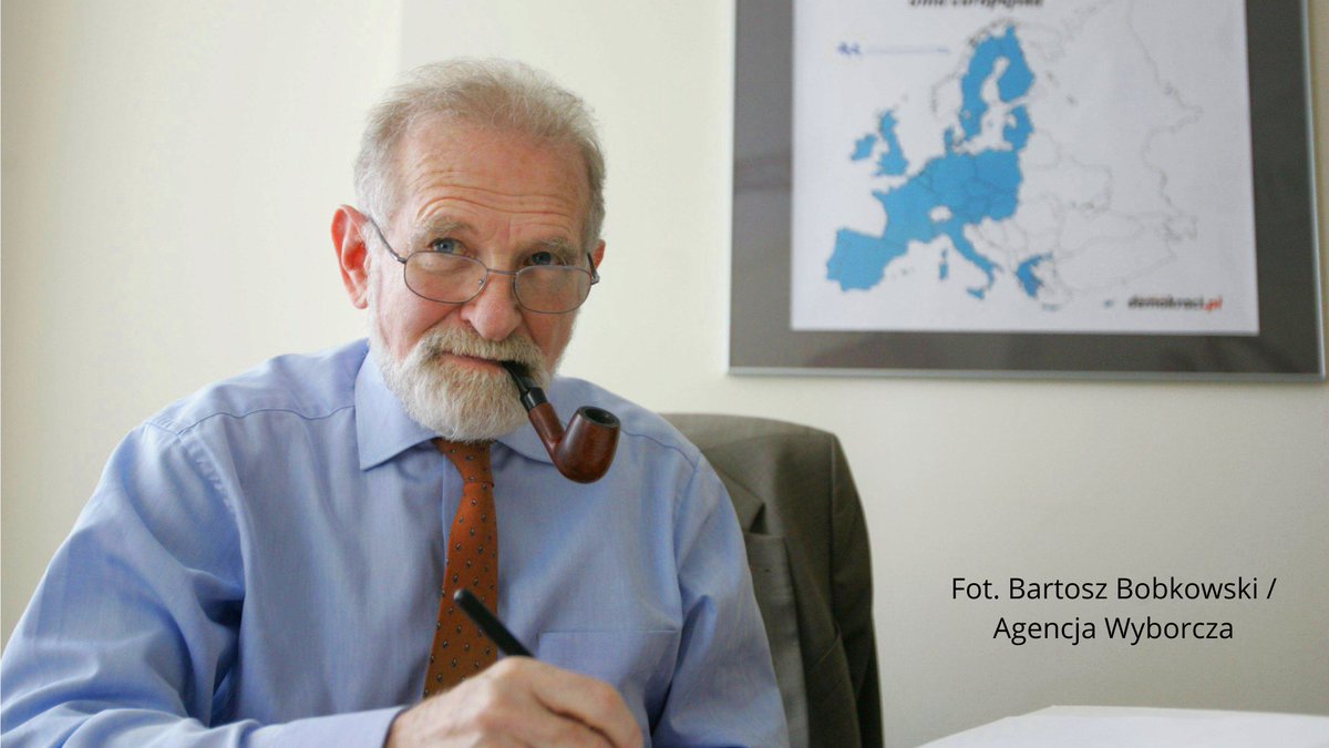 🇵🇱🇪🇺 #20latPLwUE Negocjacje o członkostwo w UE trwały od 31 marca 1998 r. kiedy minister Bronisław Geremek złożył w imieniu rządu RP oświadczenie w Radzie UE podkreślając 'początek końca podziału Europy'. Treść wystąpienia 👉 shorturl.at/kxyH0 #PLUE20 #dobrzeRazemwUE 🇵🇱🇪🇺
