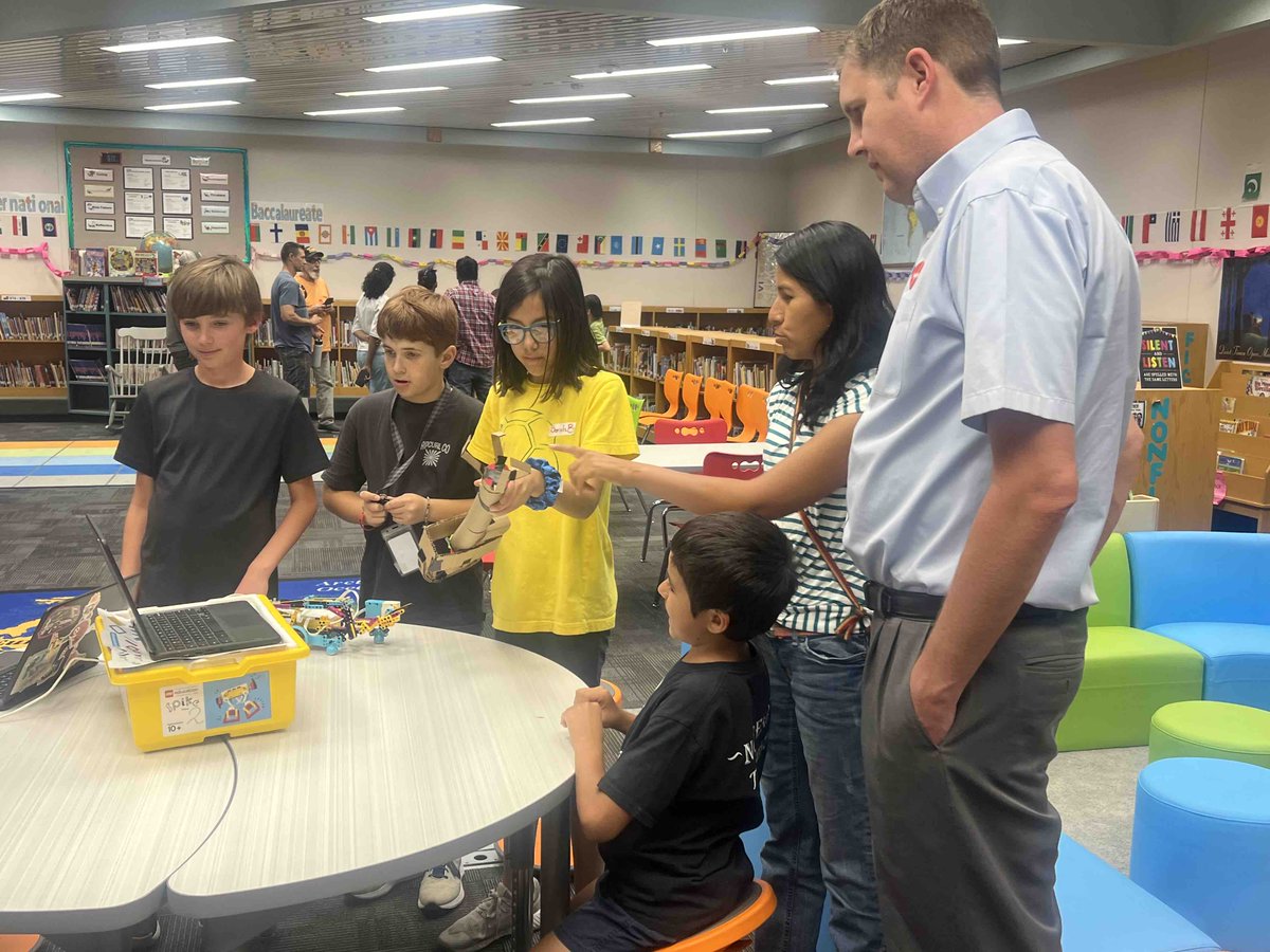 Anasazi’s first Robotics Club wrapped up their year in a showcase where they demonstrated their LEGO robots and presented their innovation projects. #WeAreAnasazi #becausekids #IBPYP