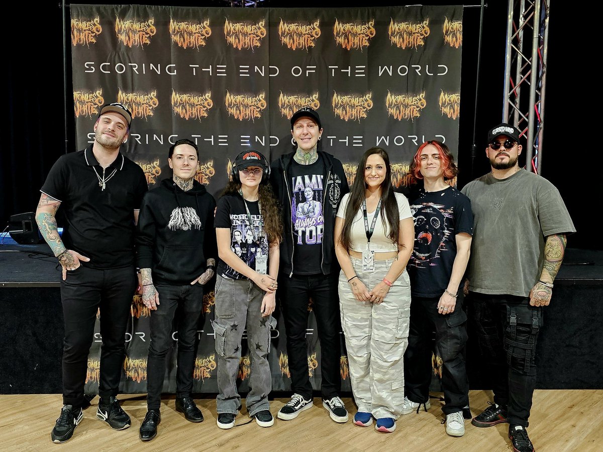 Allaflutter tweet media