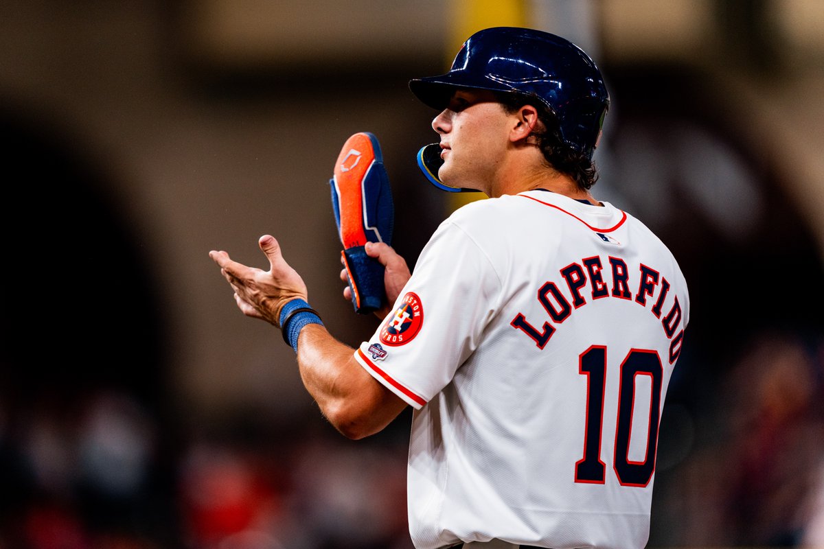 astros tweet picture