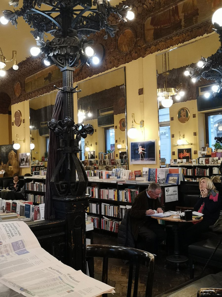 Un lieu pour lire... Caffè-Libraria San Marco à Trieste, Italie.