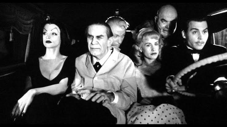 'Ed Wood', de Tim Burton. Melhor filme de um cineasta homenageando outro. Amo demais esse filme.