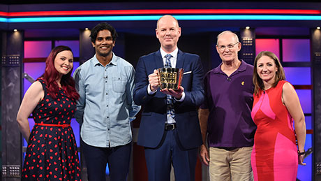 Tonight! New #HardQuiz at 8pm where fans of the InBetweeners, Van Halen, America's Cup and the Howard Govt. go up against @nonstoptom , and the 6:30pm repeat has THEJA! 😍😍😍 @ABCTV & iView.