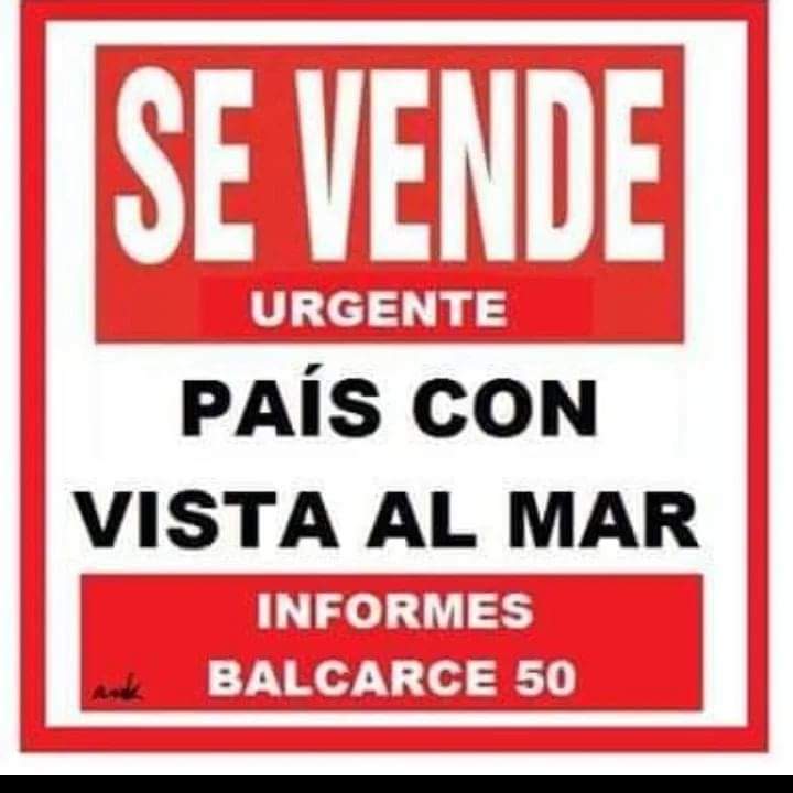 Te hicieron creer que vivís en un país de mierda, para que no lo defiendas cuando lo destruyan. #TraidoresALaPatria