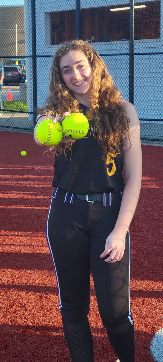 Sadly we fell to Buckeye again tonight, but it was a great team battle!! On brighter notes, I had 2 bombs on the day!! At it again tomorrow at the turf against North Olmstead!! Let's go rangers!! 💜💛💜💛 #MUDITA @lkwdsoftball
