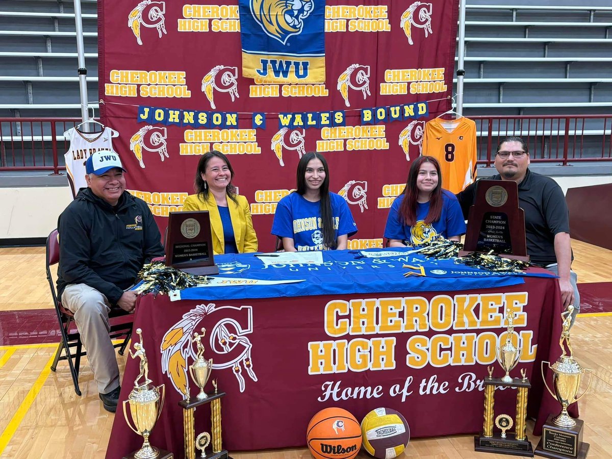 Congratulations to Loshi Ward (EBCI), out of Cherokee High School in North Carolina, who signed her letter of intent as a dual-sport athlete for Johnson & Wales University. 🏐🏀 
#NativePreps #EasternBandCherokee