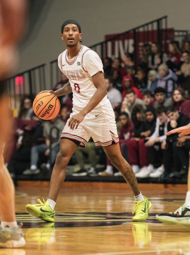 🚨🚨4 Year Coaches 🏀🏀 Jaylen Stewart (6’3/G) of Indiana University of Pennsylvania (D2) is still available Stewart is a very smooth skilled guard that can do it! Athletic with a great handle, lefty that can shoot the mid range and three ball, and is a great facilitator. GPA-