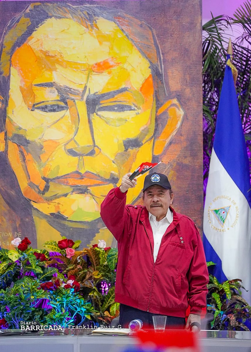 El jefe 🫡... #SoberaníayDignidadNacional #SomosPLOMO19