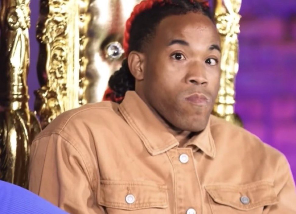 daachecker's tweet image. just found out oomf mexican……………. #softblock