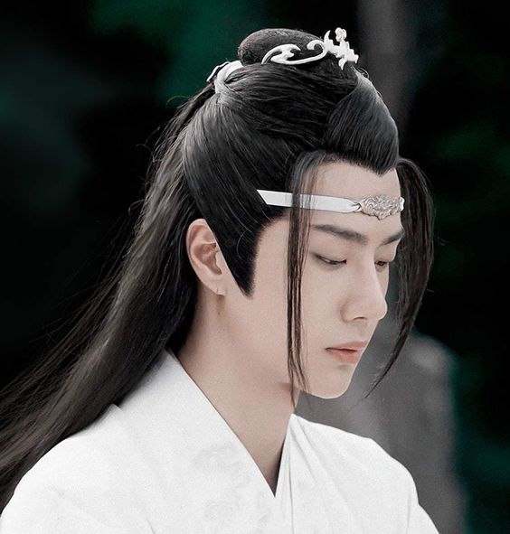once in a while i think about the fact that yibo tried to send in his stuff for lan wangji twice, and then after being passed on both occasions, he went to audition IN PERSON for a third time.
i love him sm and i am SO grateful oh my god, imagine not having this??