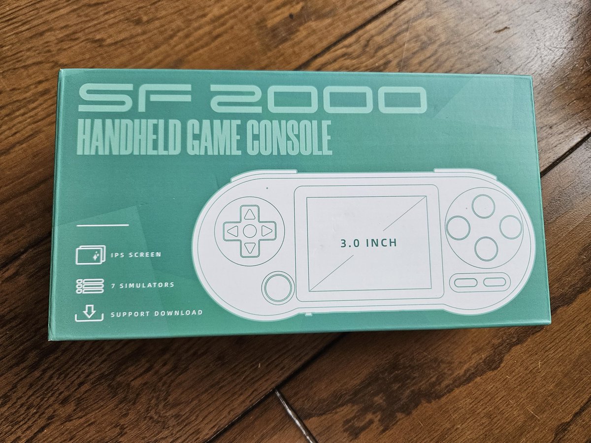 mima_d_58's tweet photo. 2000円で購入した中華ゲーム機、SF2000到着!!
安すぎて冗談半分での購入🤣🤣
只今本体充電中&入ってたROMデータ削除&手持ちのGB、GBAのデータ導入!!
あとで動かしてみますが…動くかな??ww https://t.co/5TSchqmxG5