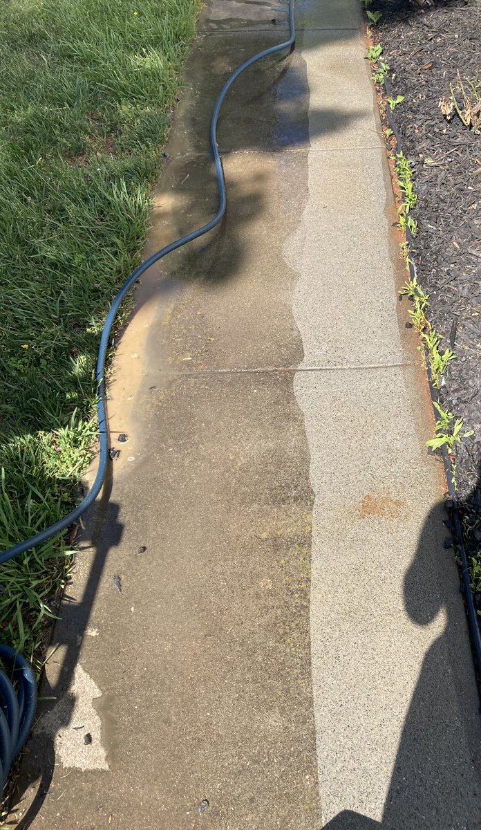 🧼Summer Pressure Wash

#contractor #piedmonttriad #highpoint #NorthCarolina #nc #winstonsalem #greensboro #summer #handyman #services #lawncare #landscaping #pressurewash #pressurewashing #clean #Affordable #housing #RealEstate #remodeling #handymanservices #properties #summer