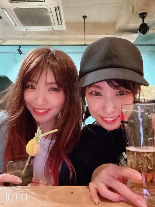 すわんちゃん出番で一緒に写真撮れなかったけど みんなでご飯行ったり 楽屋も楽しかったなぁ  素敵なメンバーとご一緒出来て、毎日あっという間だった  京香ねぇさんとは2人でもご飯行ったり ねぇさんの新作の音源のお手伝いしたり 楽しかったぁ。