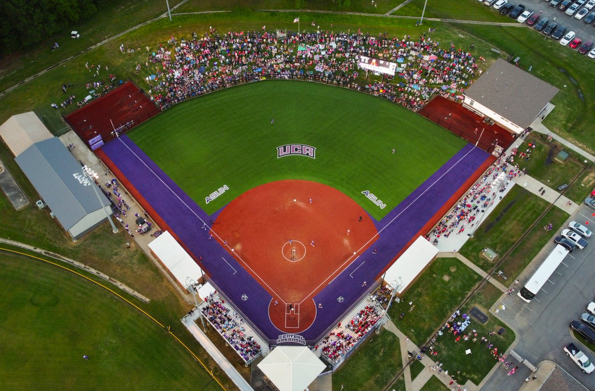 2⃣,1⃣5⃣5⃣!

Our second-largest crowd ever! Thank you to Bear Nation for showing up and showing out! 

#BearClawsUp