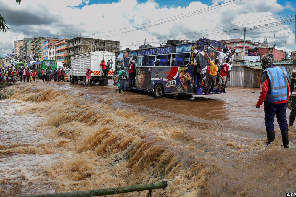 Heavy rains pounding several parts of Kenya and devastating flash floods have left 169 people dead, a government official said. 📸AFP #KabalegafmUpdates