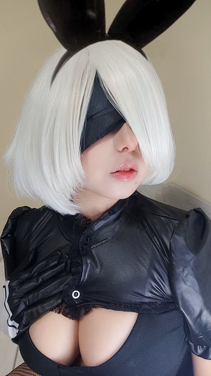 milanesa3000's tweet photo. Algunas fotitos de 2b de pascua
#2b #NieRAutomata #cosplayer #cosplayergirl #Chile https://t.co/zvAchoLdaA