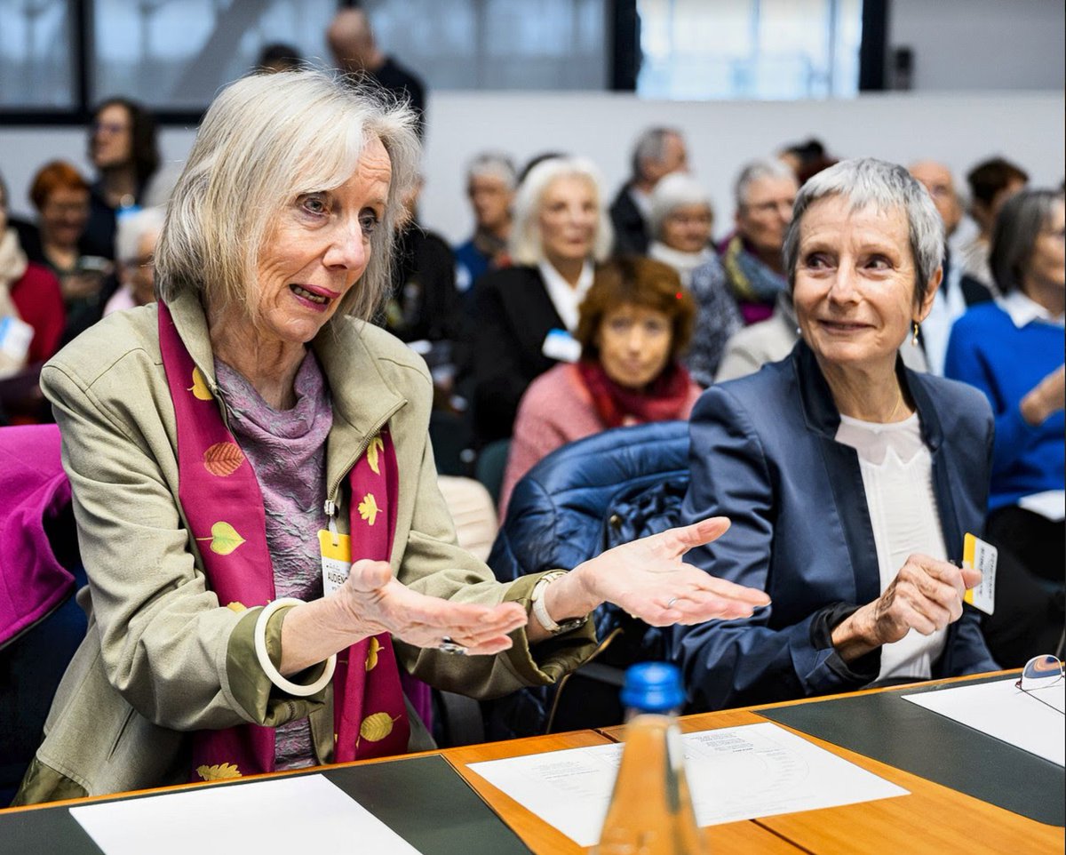 The Tide is turning. This month 2,000 grannies sued the Swiss government for being climate criminals, and won. We’re here to take action and tell the truth to any court trying to criminalise us. Stand with us. Support the campaign! @JustStop_Oil Thank you!!!