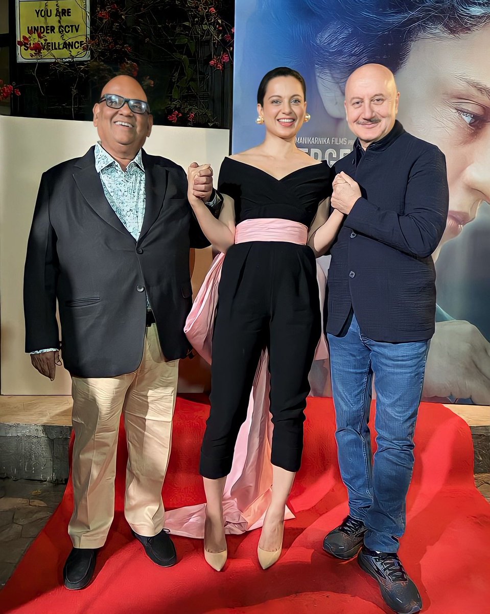 Late Satish kaushik : It was a great journey and a beautiful experience to be directed by KanganaRanaut. You are amazing Kangana 👏 
#Emergency 
The Film is produced by #ManikarnikaFP #ZeeStudio #Nishanthpithi and is all set to release  in Theatre on 14th June 2024 .
Just 43 days…