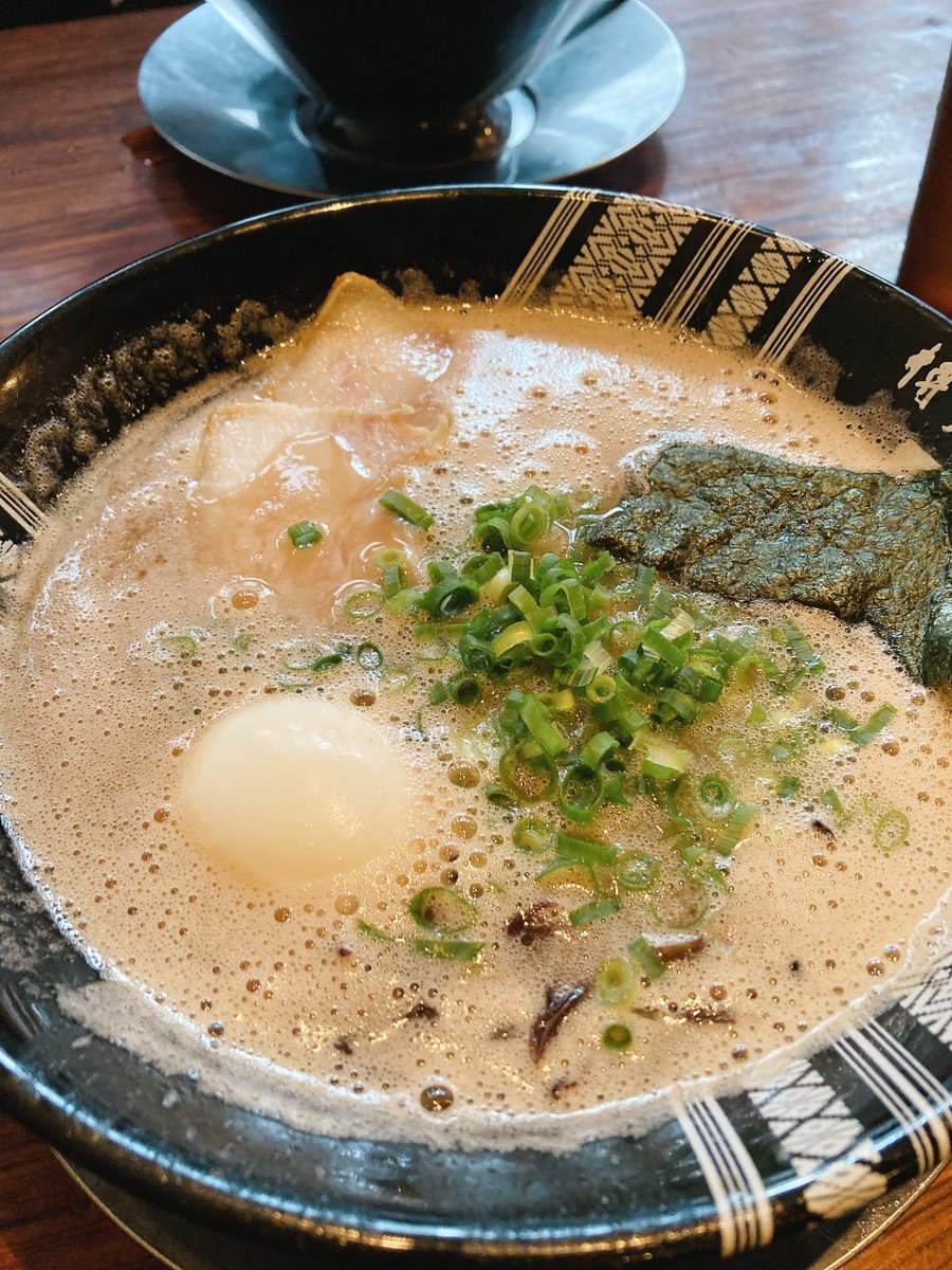 広島〜福岡シリーズで実感したこと
男性客の増えっぷりが凄い♬
ショックがデカ〜イ！！
ショックってショックじゃないよ
あのショックだよ
わかんねぇか（＾。＾：

#杉山清貴
#オメガトライブ
#40周年
#全国ツアー