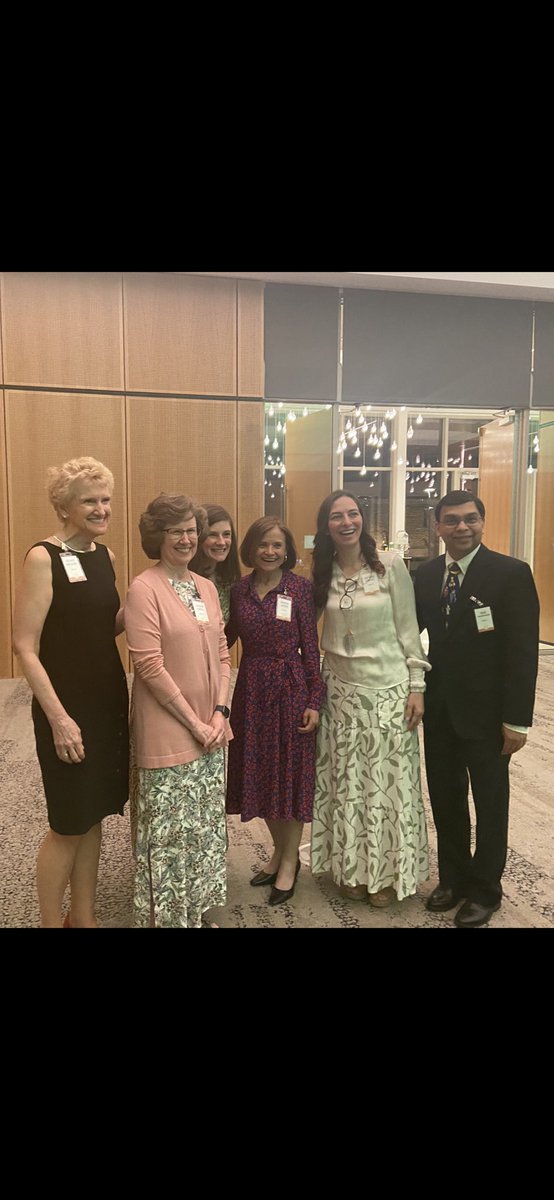 Honored and humbled to be one of the awardees tonight! Especially proud to be standing next to many illustrious colleagues in our @WUSTLPeds Dept who were also award winners!