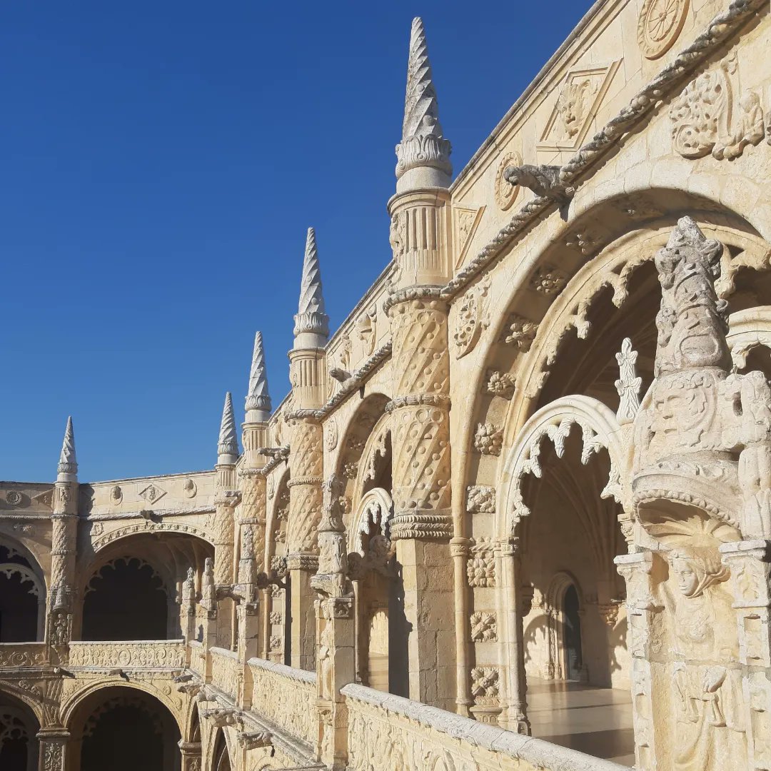 Journey through #Lisbon's #AgeofDiscovery, a fascinating time of sea adventures. This #AudioGuide will take you through the hallmarks of #Belém in Lisbon's South Waterfront. #Portugal #History #Immersive #AudioTour #GPS #VoiceMap #LisbonwithPats bit.ly/3slKwcv