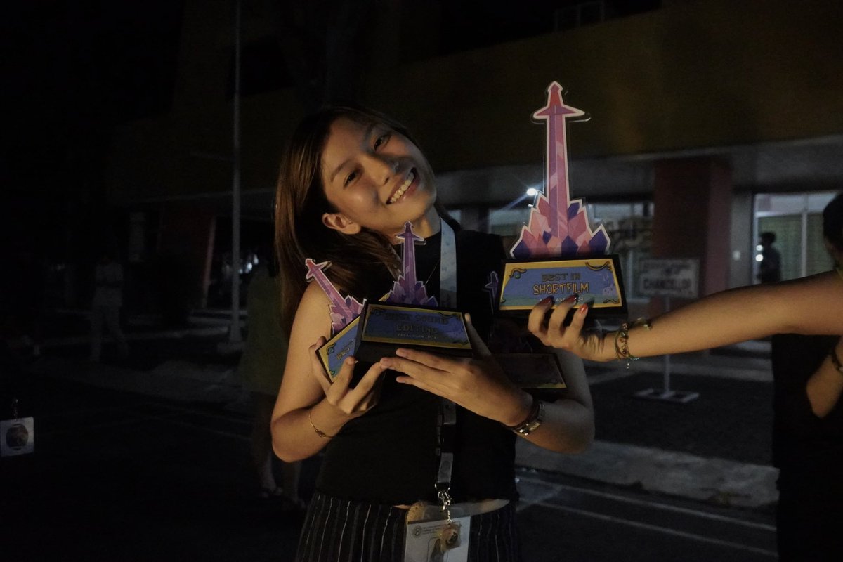 jaanaclaudia's tweet photo. bdtd wonn!!! 🎬 BEST SHORT FILM, best director, best screenplay, best production design, best sound editing, best editing

congrats to the many wonderful films! (personal picks: alampat &amp; tba) here's to the creatives! 🤍

mabuhay ang pelikula! https://t.co/zUOWrqgqjR