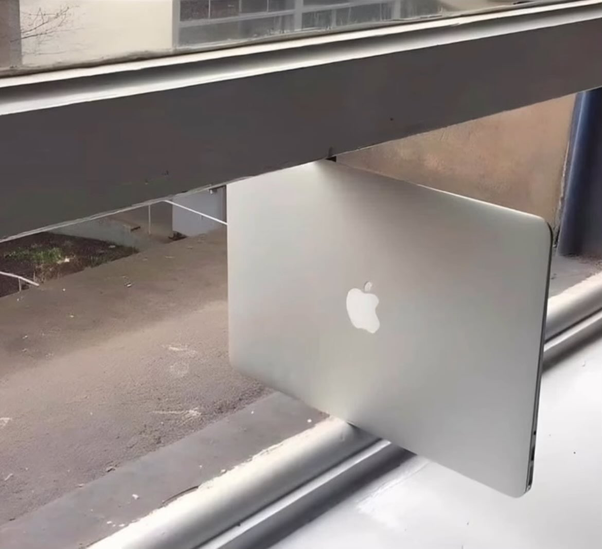 Now mac supports windows