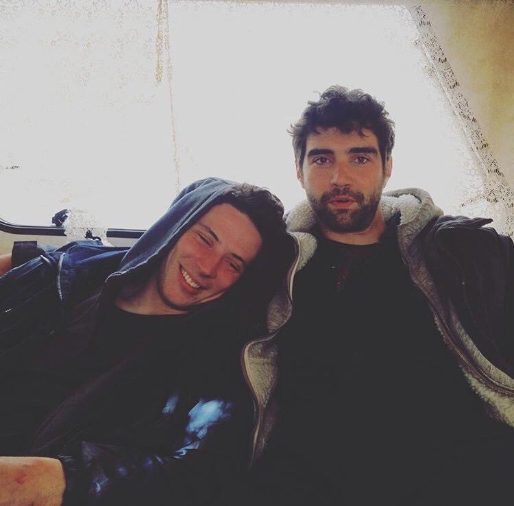It's midweek, gente! And it's time for @AlecSecareanu and #joshoconnor Wednesday! There's a meme from @TheCinesthetic asking 'what's your “THE” photo of a character behind the scenes?' and this is THE @gocfilm BTS photo for me. 
Their expressions, the energy, just everything ❤️