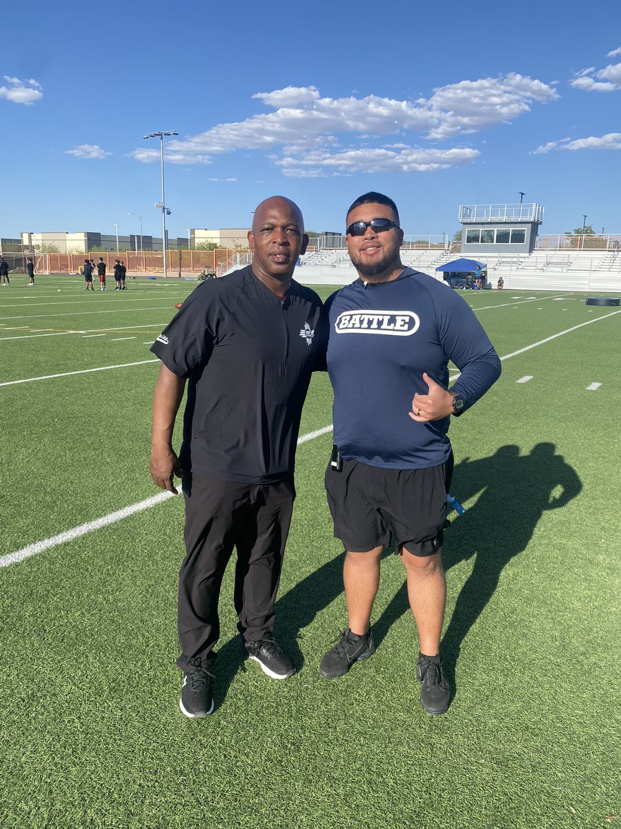 Thank you Coach C from New Mexico St. @NMStateFootball for checking out our spring practice today! One of the best WR coaches in the game. Great to see you Coach! @coachC_Cormier @Coach_JDAlex @Nextup2success @MikeHughesII @joearrigofsm @TheFranchiseLV @702HSFB @HSFBamerica…