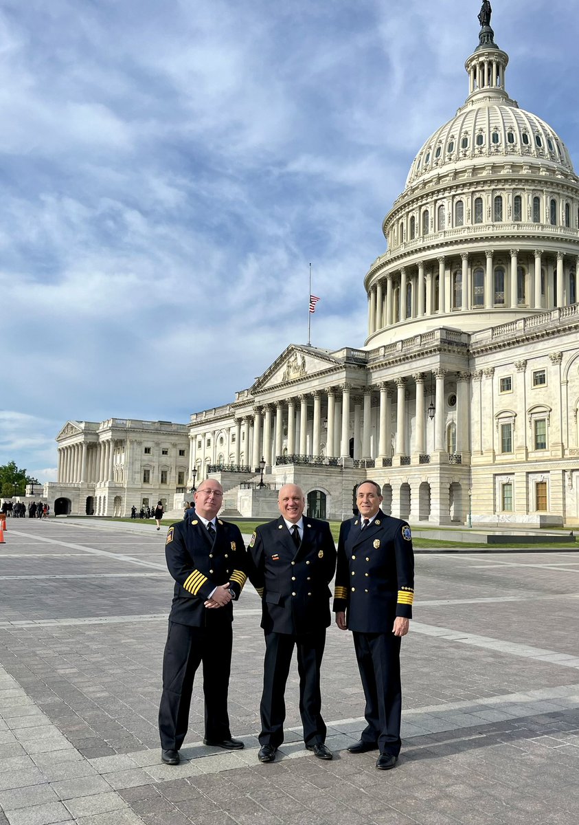 Chief Colin Altman tweet media