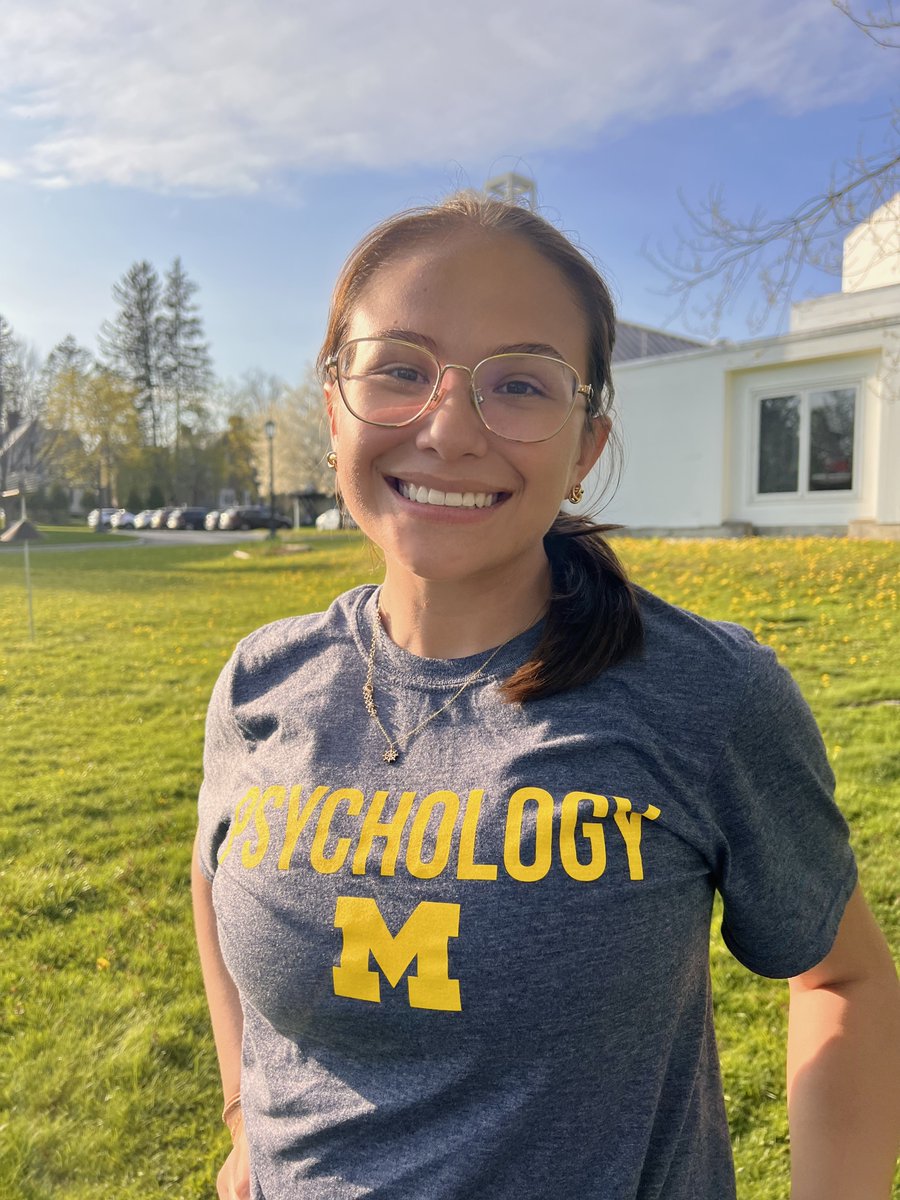 dgalvezcepeda's tweet photo. Making it Twitter (X?) official... I will start my developmental psych PhD studies at @um_psychology @umichgradschool next fall! So excited to begin this new chapter. Turning my Williams W upside down for a Michigan M! https://t.co/ptNzaGseip