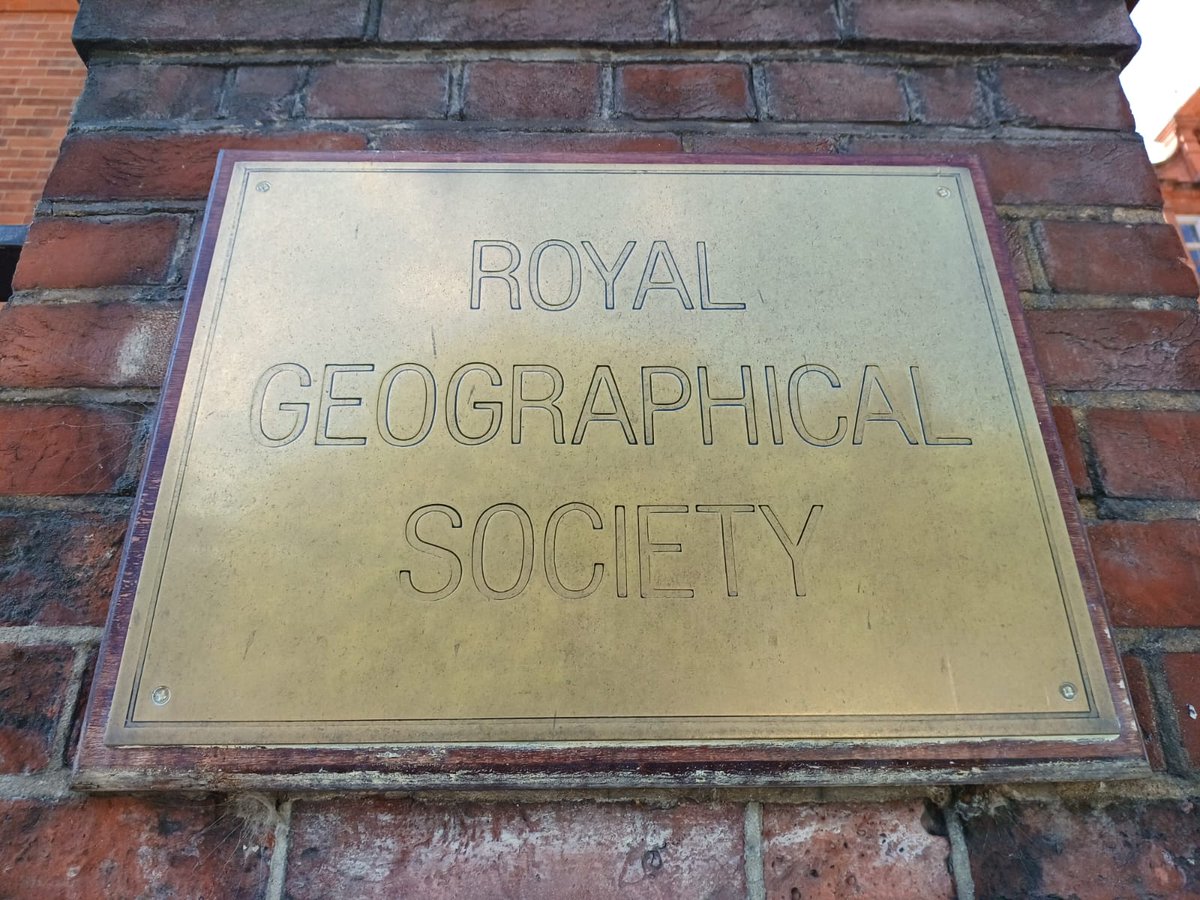 #AlphabetChallenge 
#WeekR

Royal Geographical Society 

#London!!