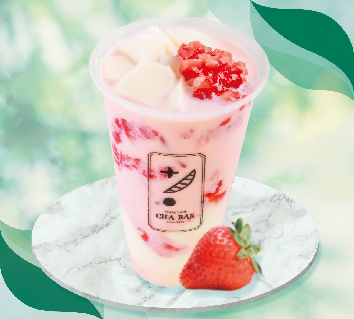 CHABARです。季節限定1番人気は「杏仁いちごミルク🍓」
むっちりとしたコクのある杏仁豆腐は今だけの幸せ🫶