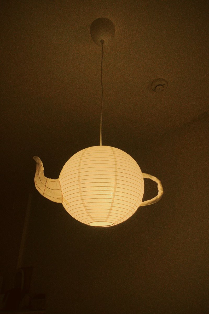lilyonga_'s tweet image. I made a kettle lamp…
เติมพวยกากับหูจับให้ นอนมองจากเตียงแล้วรู้สึกดี